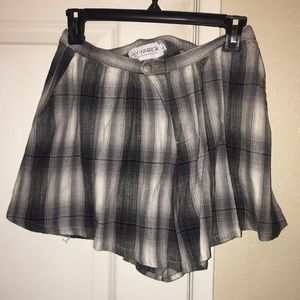 Black & white plaid gypsy warrior shorts pacsun